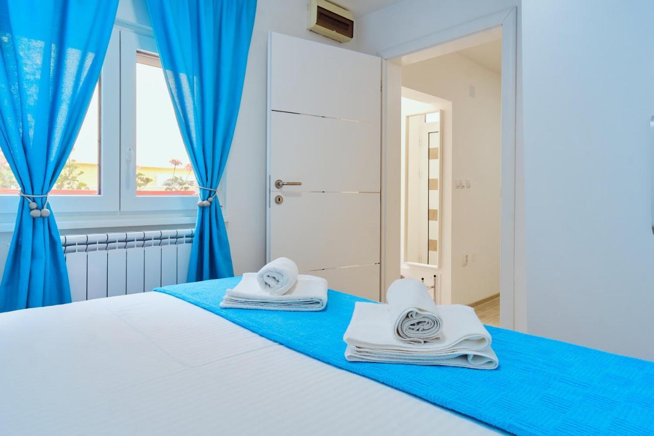 La Lorre Lux Apartment Ягодина Экстерьер фото
